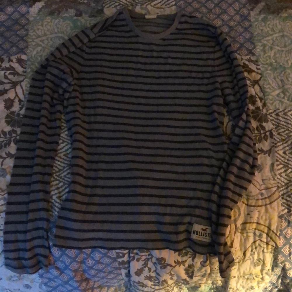 Hollister Long Sleeve Stripped T-shirt
